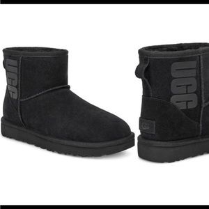 Ugg mini classic